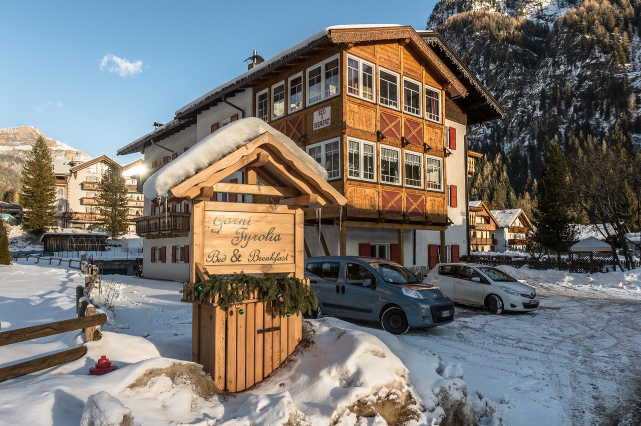 Hotel Garni Tyrolia Campitello di Fassa Zewnętrze zdjęcie