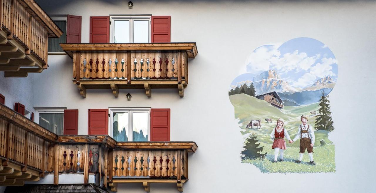 Hotel Garni Tyrolia Campitello di Fassa Pokój zdjęcie